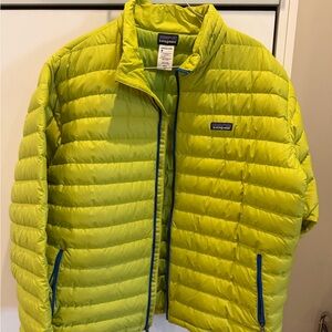 Patagonia Vibrant Green Jacket with Blue Trim